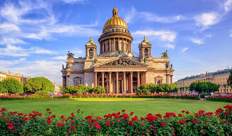 7 Reasons Why Visit St Petersburg after the World Cup