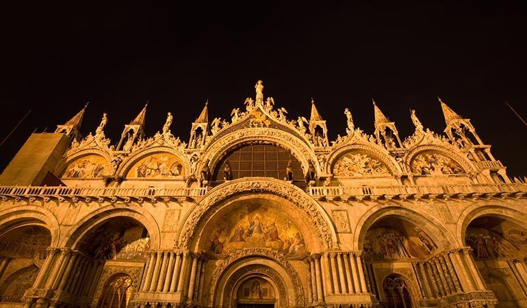 quirky things to do in venice