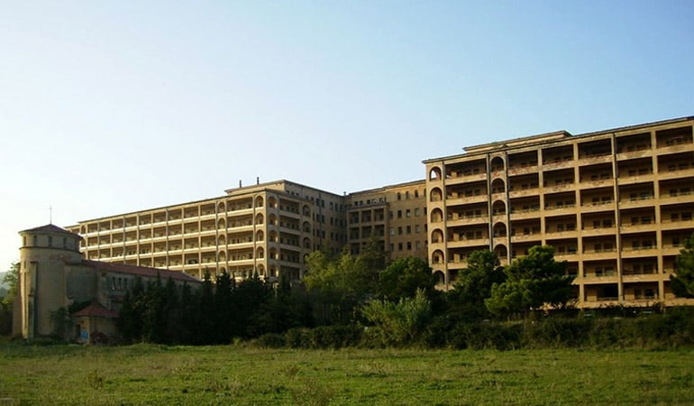 haunted places in barcelona hospital del Torax