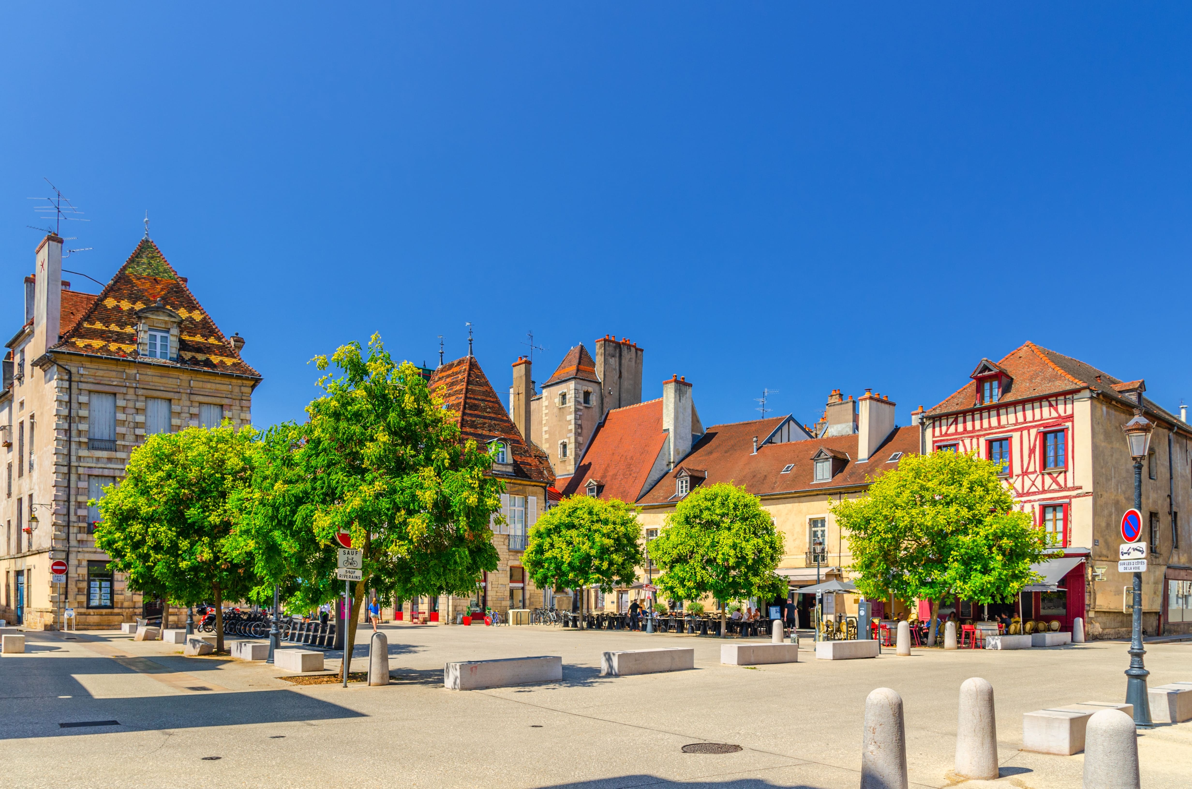 Place des Cordeliers square in Dijon, France