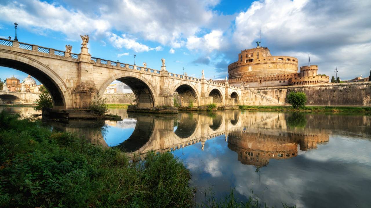 Book Castel Sant'Angelo Tickets (including St Peter's) | DoTravel