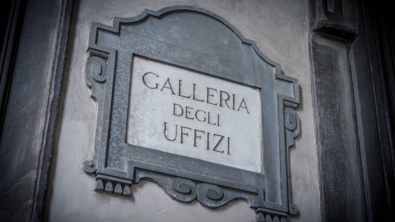 Uffizi Gallery sign