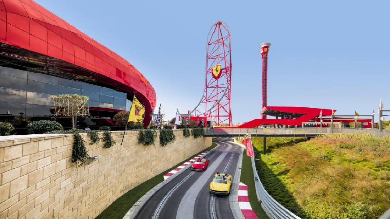 Ferrari land 