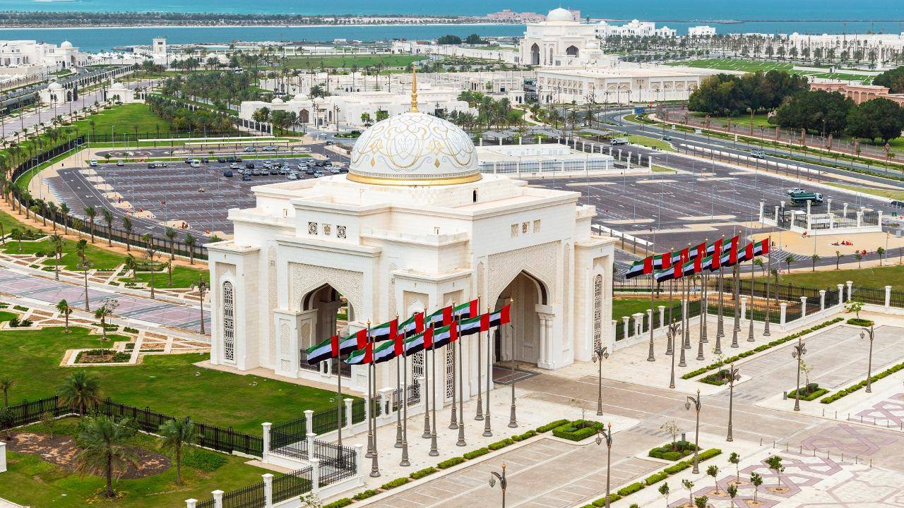 Book Dubai Abu Dhabi Mosque Qasr Al Watan Etihad Towers Dotravel