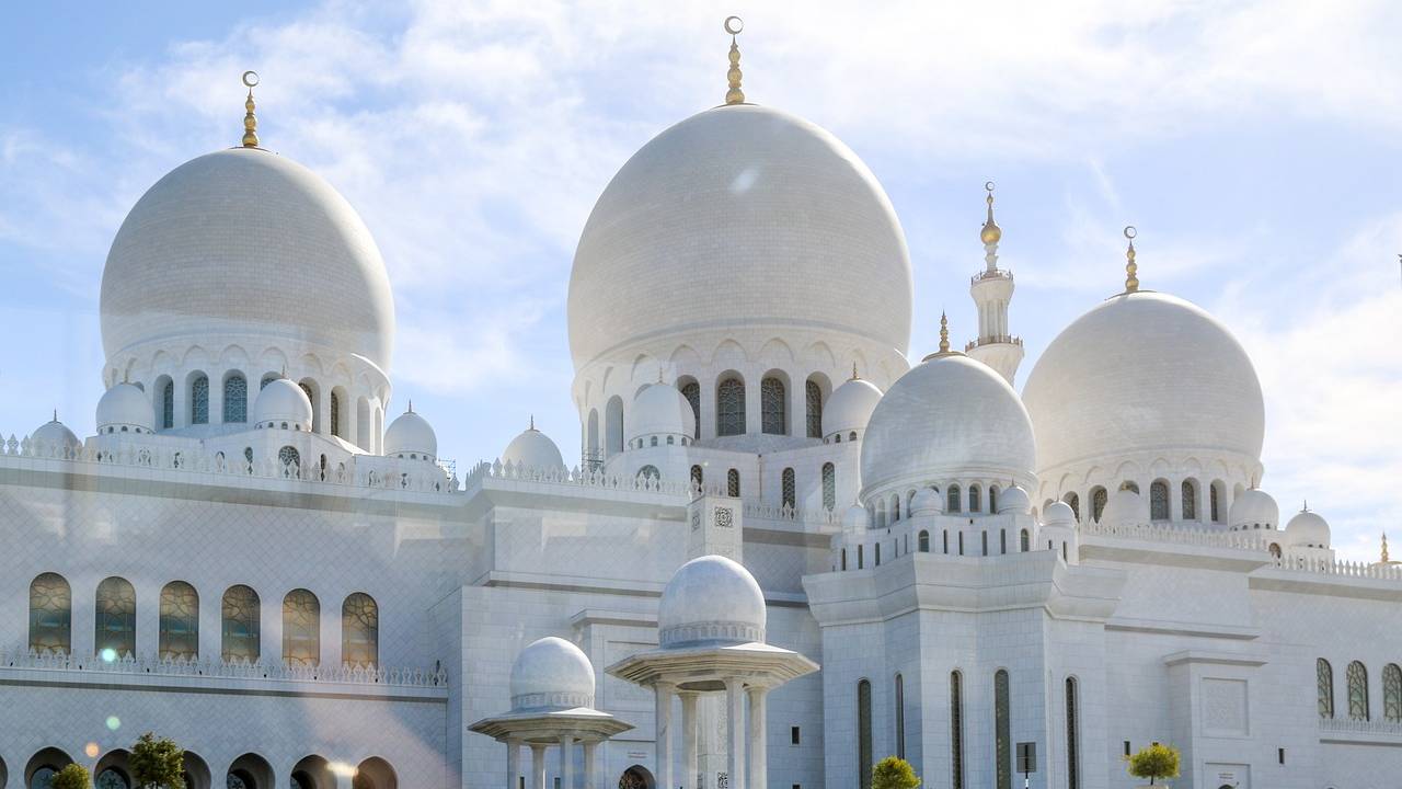 Book Day-Trip to Abu Dhabi from Dubai with Transfer | DoTravel