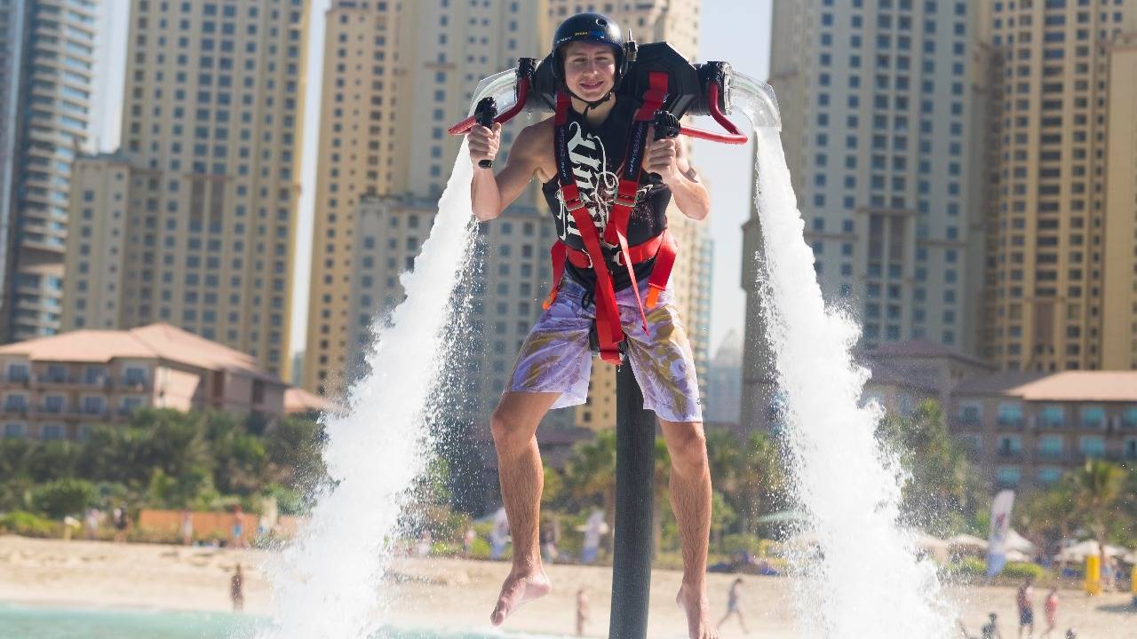 Dubai: 30-Min Water Jetpack Experience at The Palm Jumeirah