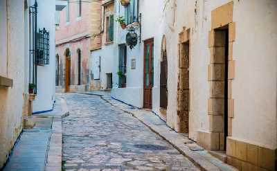 Medieval Barcelona: Self-Guided Audio Tour Through Time and History