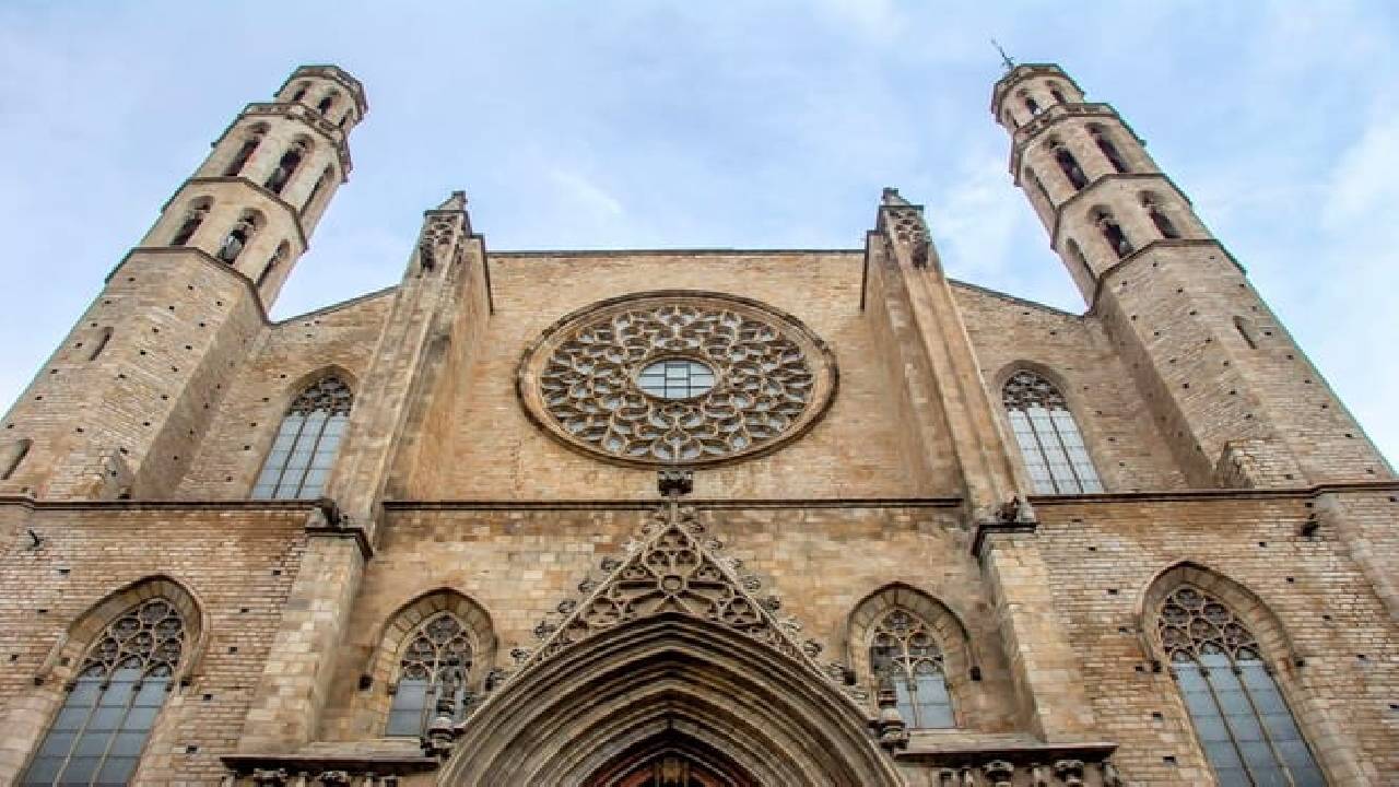 Medieval Barcelona: Self-Guided Audio Tour Through Time and History