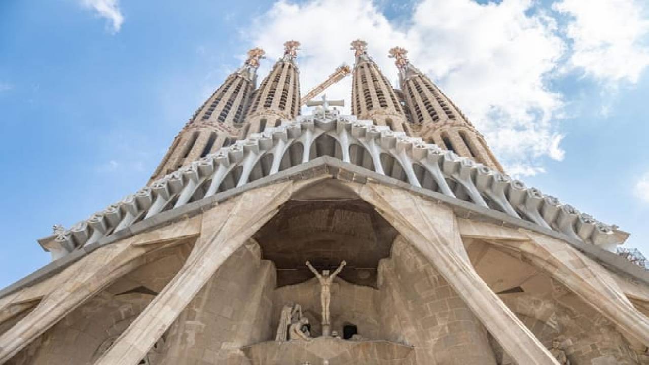 Modernist Barcelona Self-Guided Audio Tour