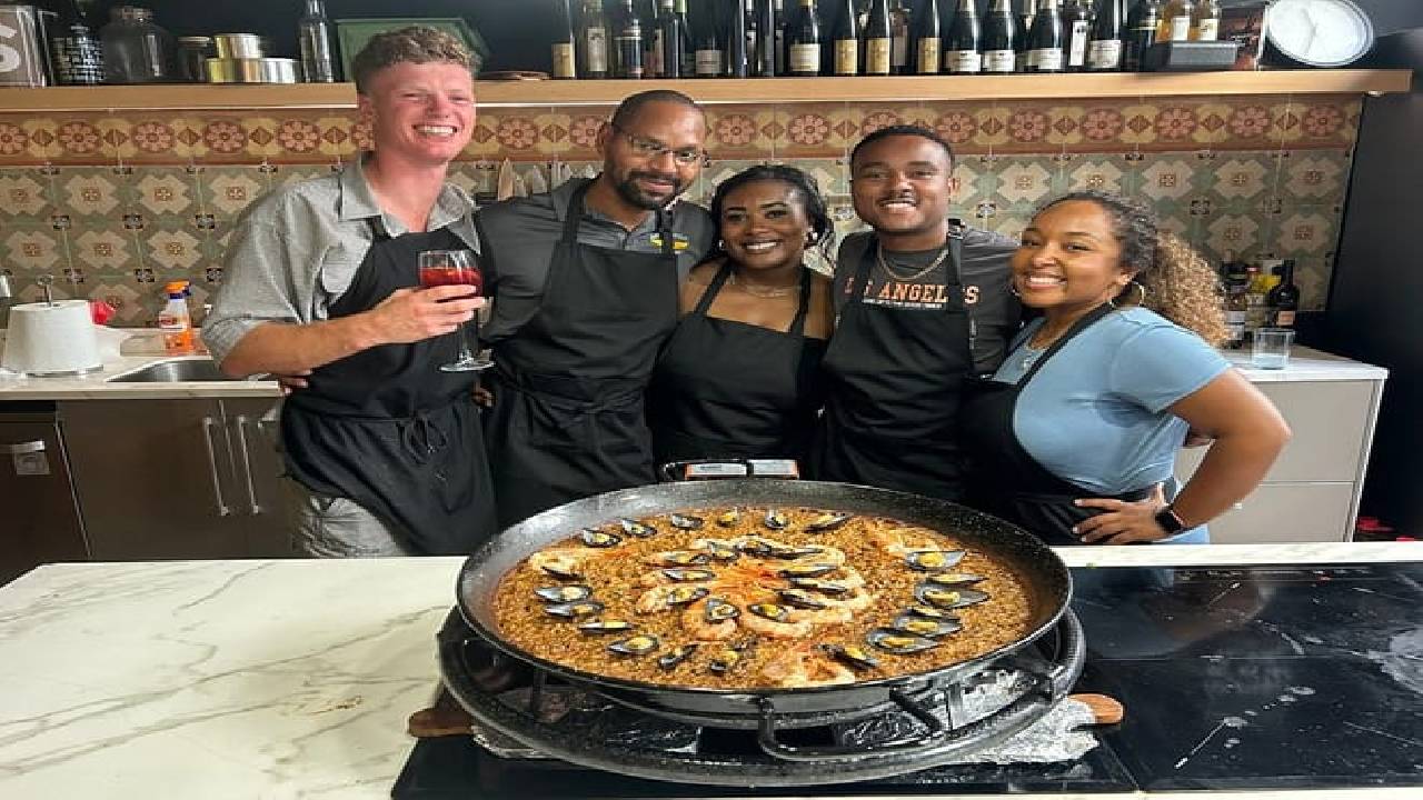 Spanish Cooking Experience - Tapas, Paella & Sangria! 