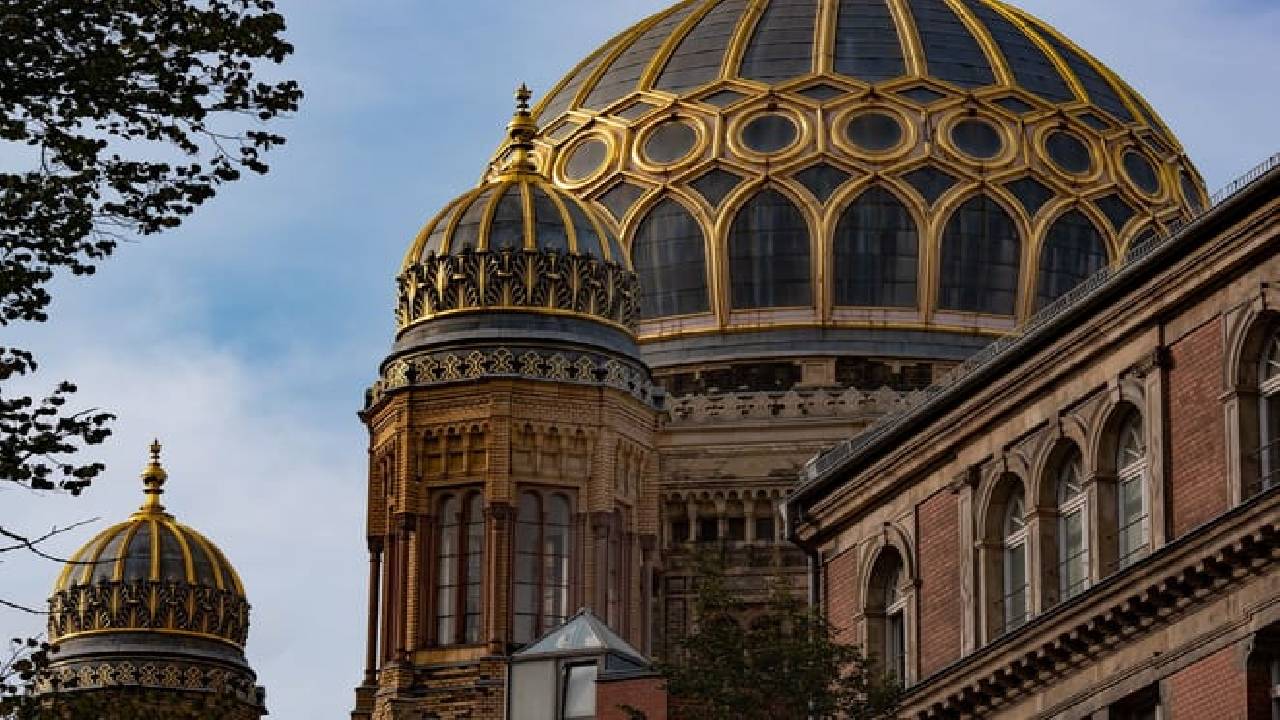 Museum Island and Old Berlin Self-Guided Audio Tour