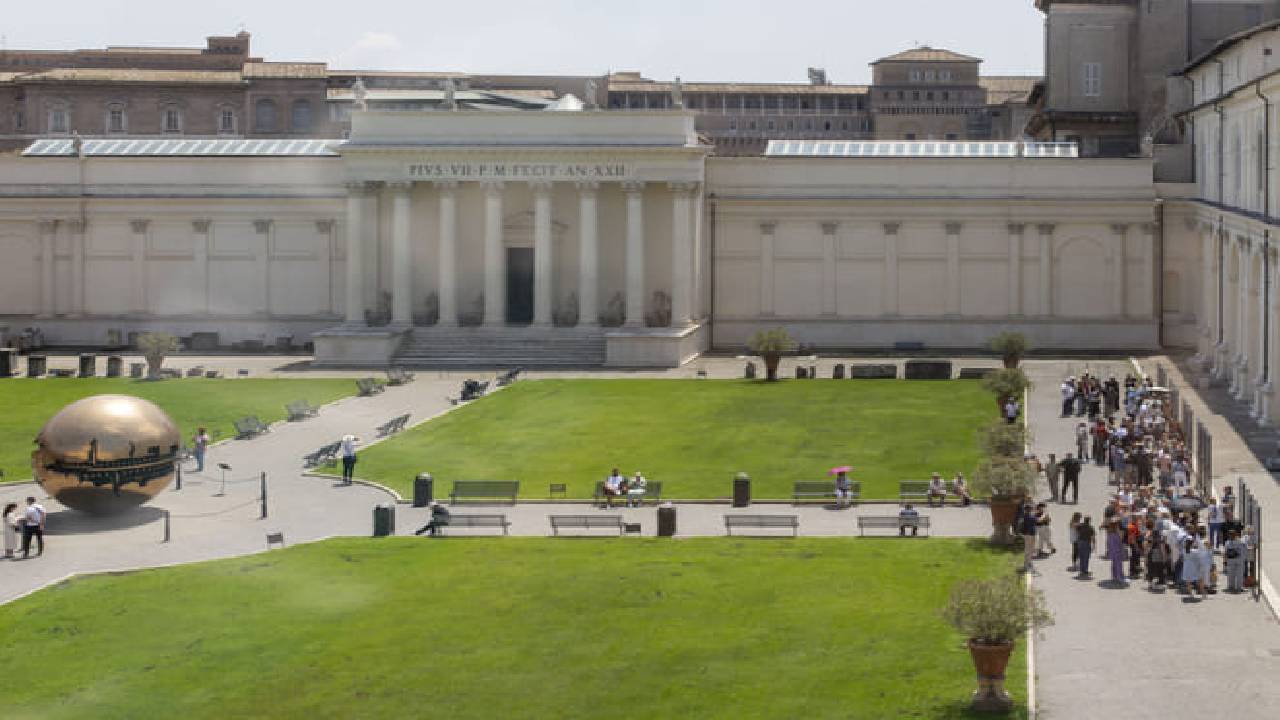 Vatican Museums and Sistine Chapel Guided Tour