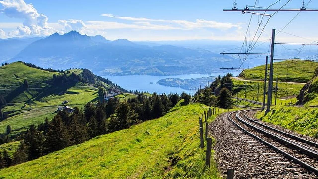 Mount Rigi - The Queen of the Mountains - and Lucerne (Private Tour)