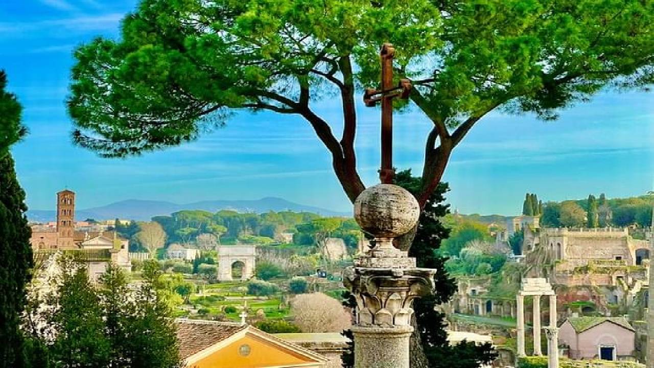 Best of Rome: Private Colosseum, Vatican & Chauffeured City Exclusive Tour