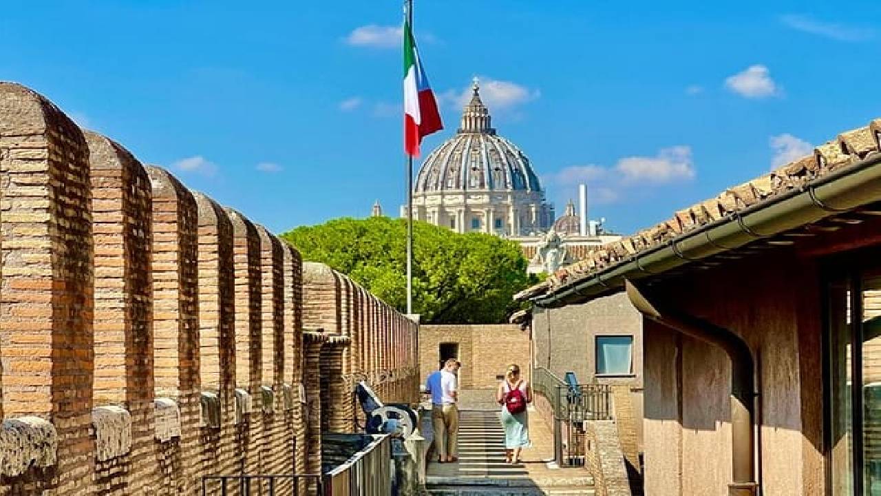 Exclusive Private Tour: Vatican Museums, Sistine Chapel & Castel Sant'Angelo