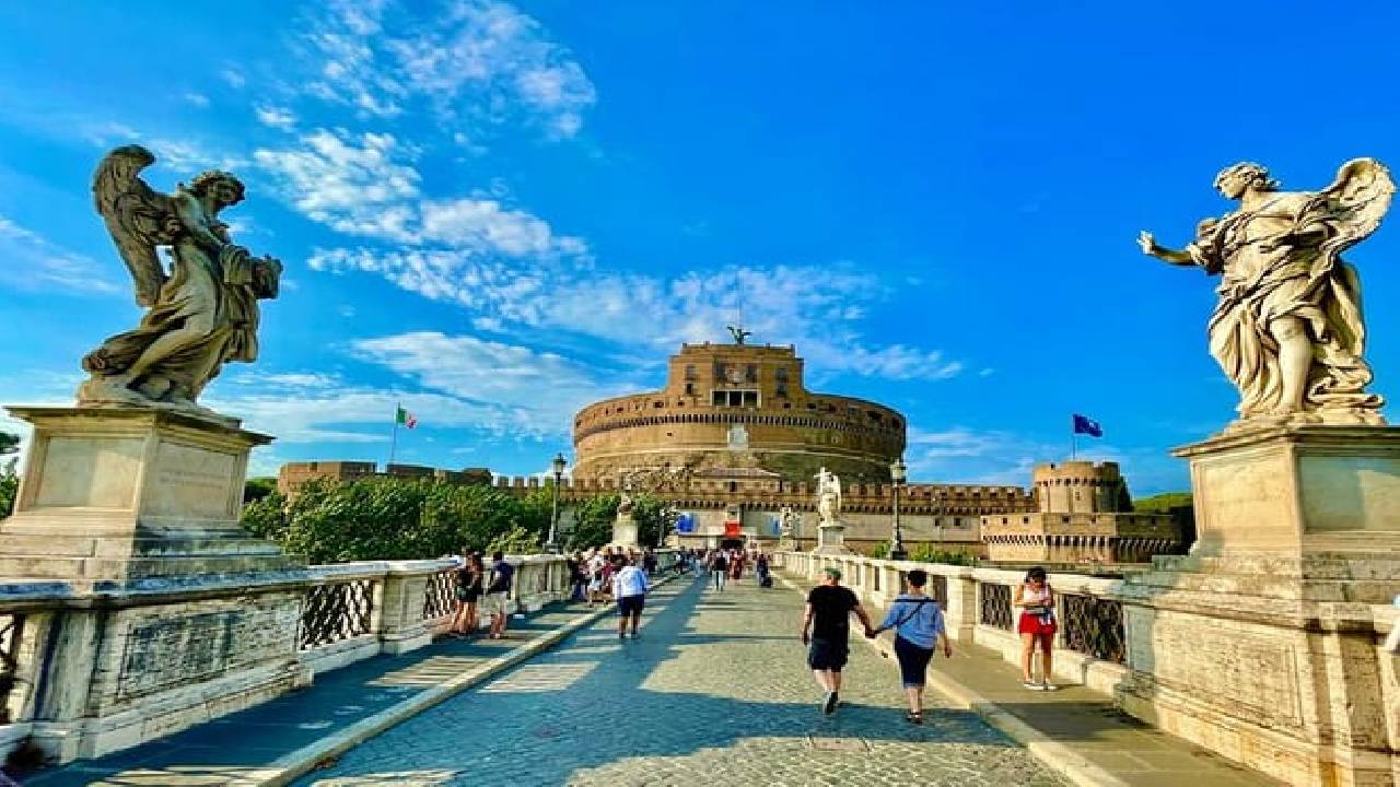 Rome Castel Sant’Angelo Private Tour – History, Mystery & Breathtaking Views