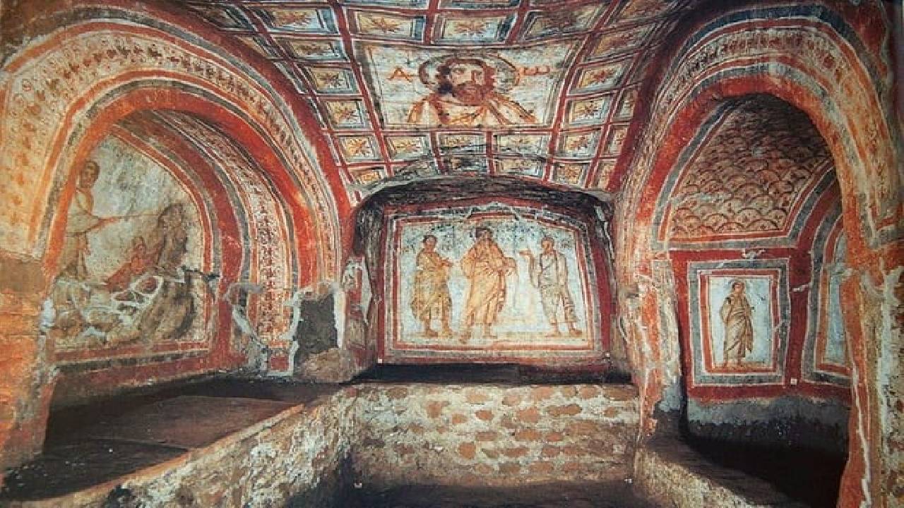 Rome in 2 Days: Colosseum, Vatican Museum, Underground Catacomb Tour