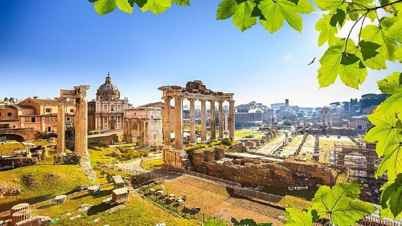 Rome in 2 Days: Colosseum, Vatican Museum, Underground Catacomb Tour