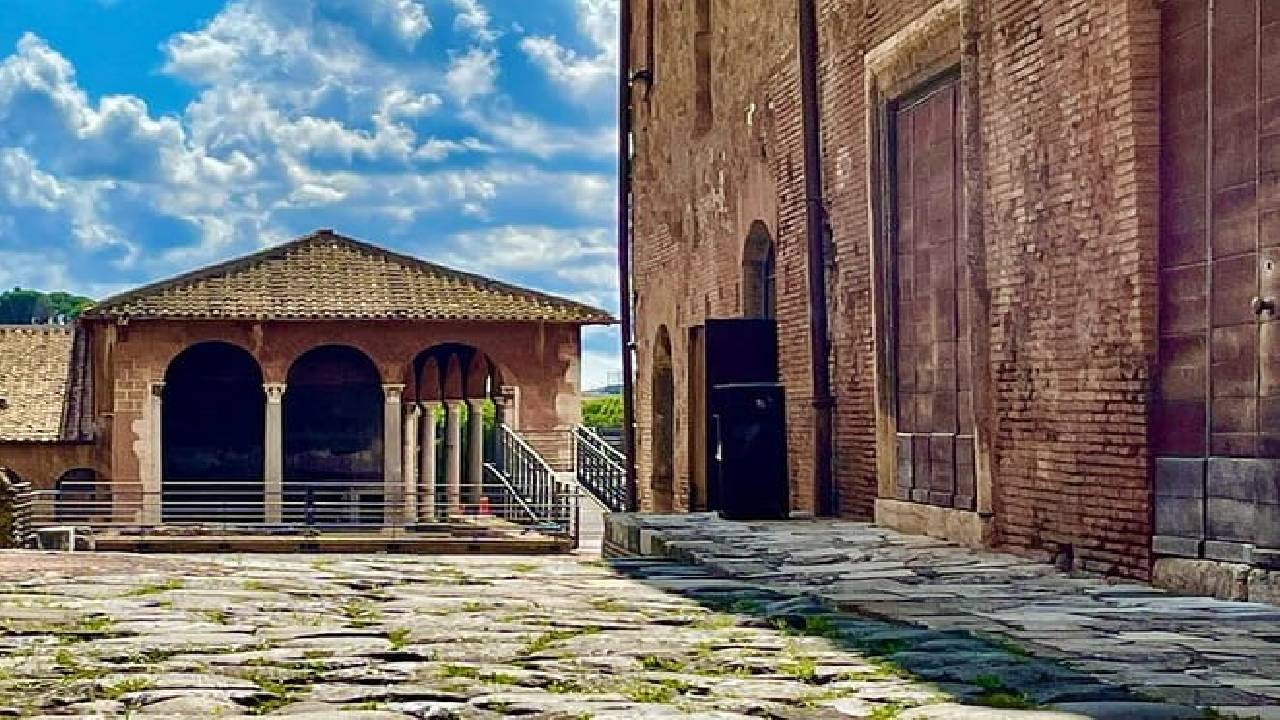 Rome Trajan Markets & Imperial Forum Private Tours Skip the Line