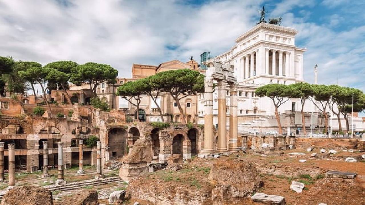 Rome Colosseum and Ancient Rome Exclusive Private Guided Tour