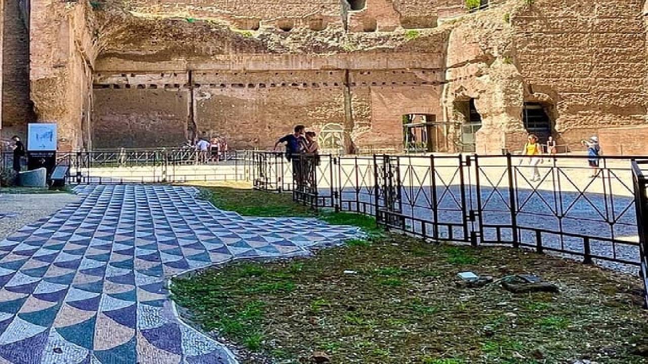 Rome Private Tour: Colosseum, Circus Maximus & Baths of Caracalla