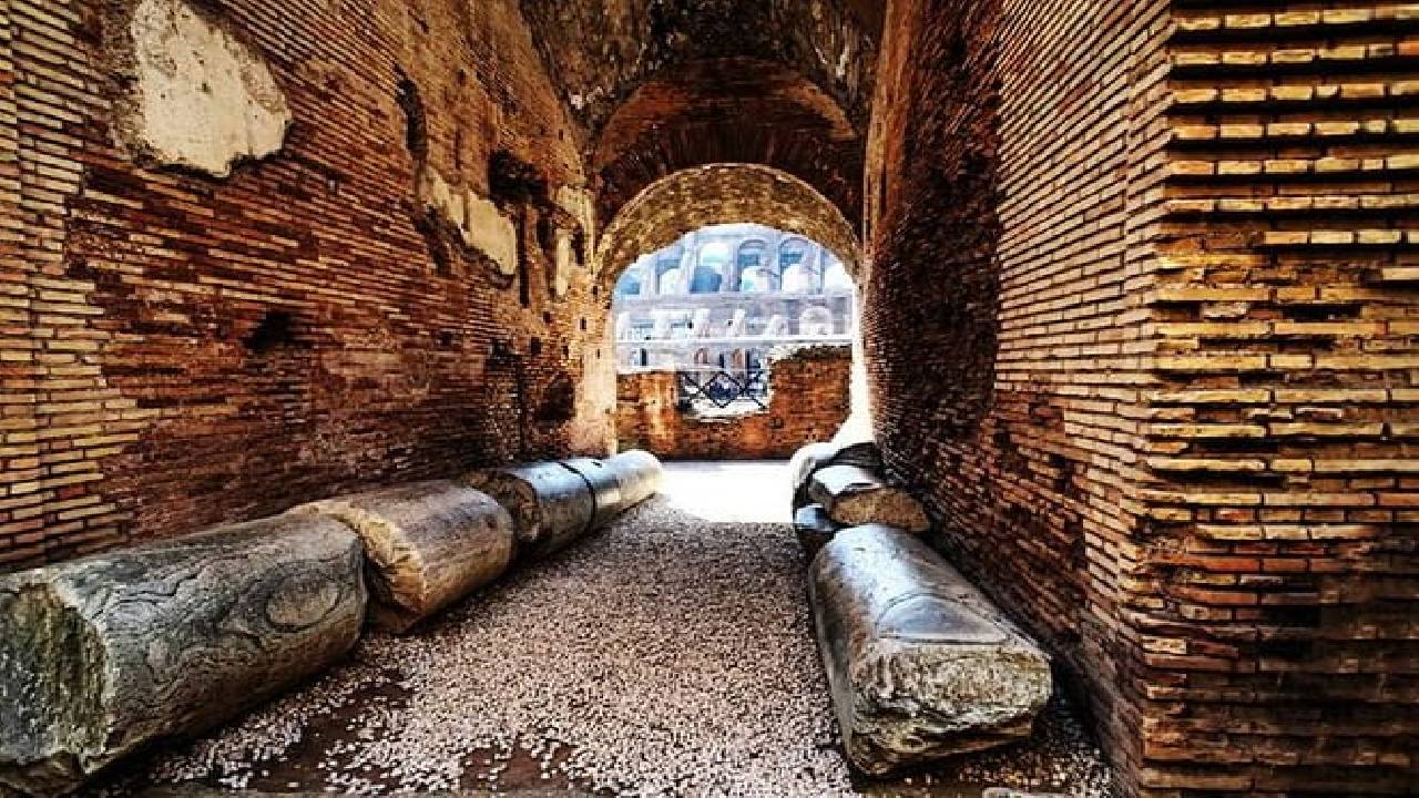 Colosseum Gladiators Arena Floor, Roman Forum and Palatine Hill Group Tour 