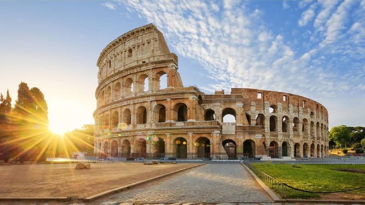 Rome Colosseum Arena and Roman Forum Exclusive Private Tour