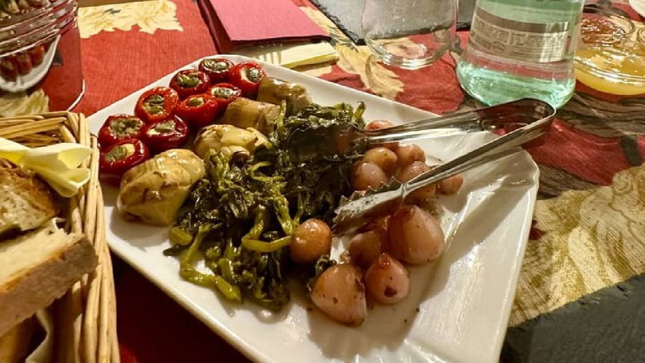 ROME DELUXE FOOD TASTING WITH WINE PAIRING