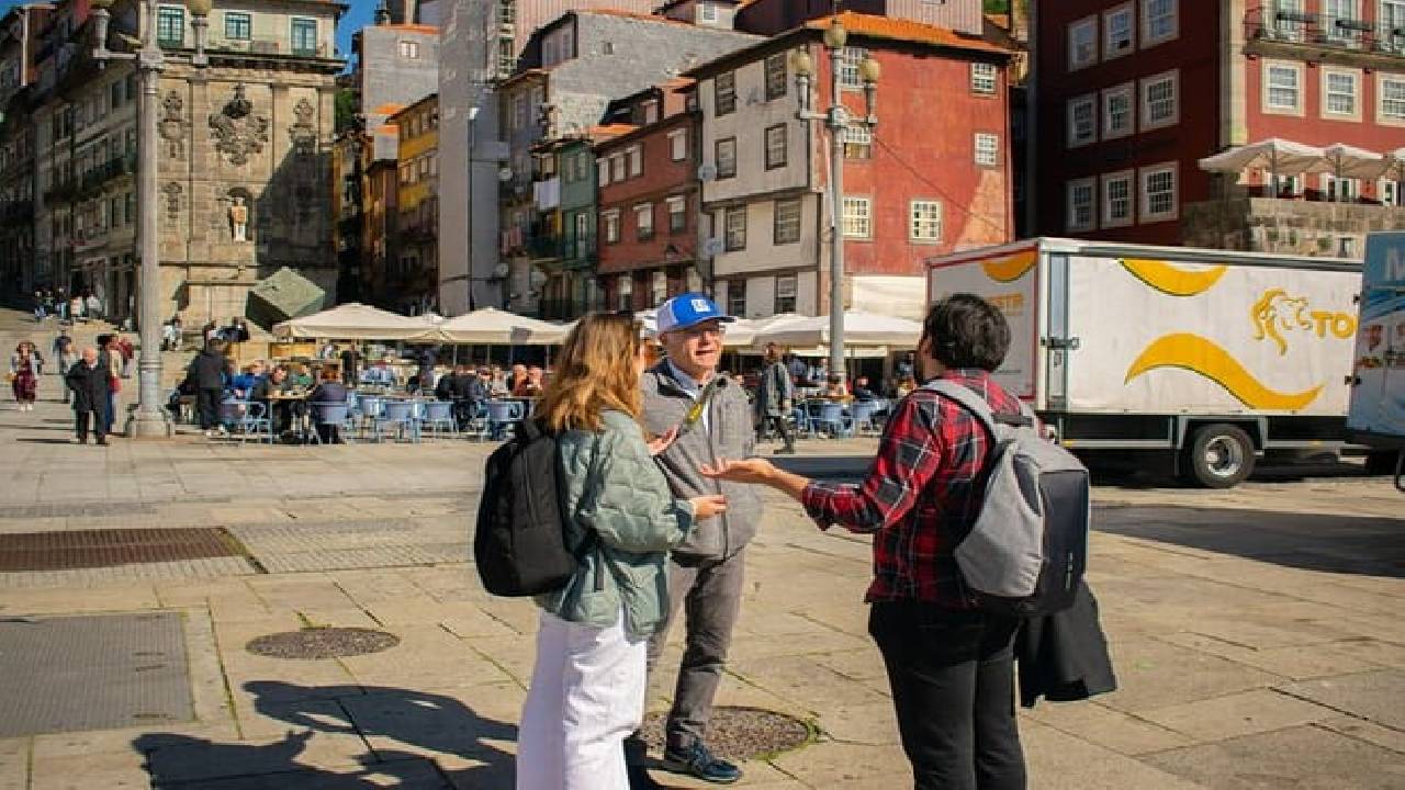 PORTO city Walking Tour 