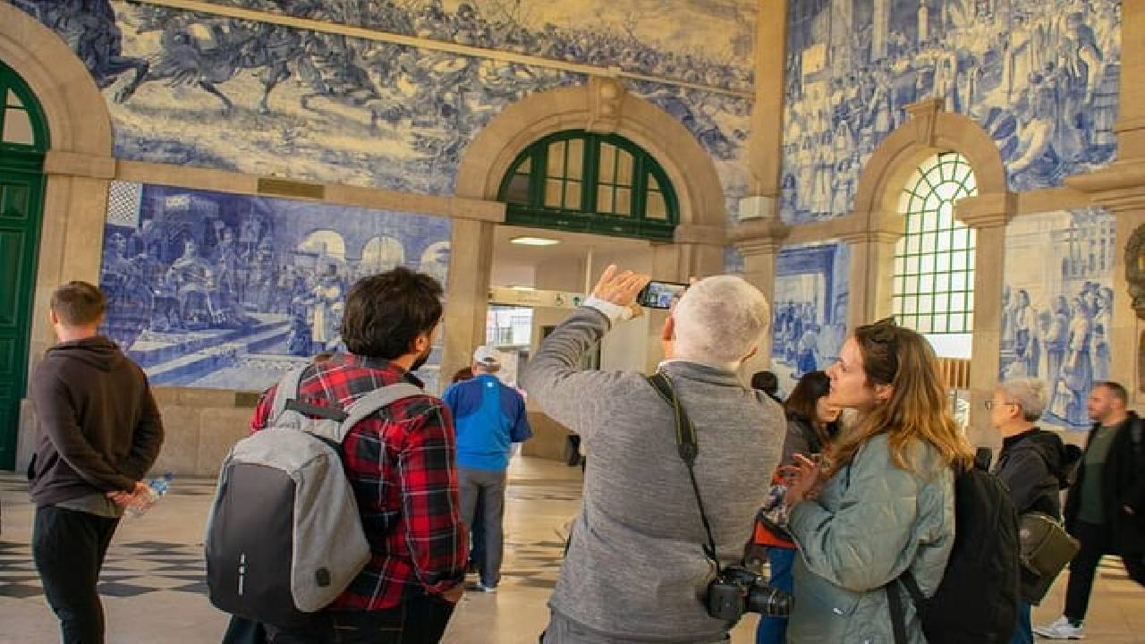 PORTO city Walking Tour 