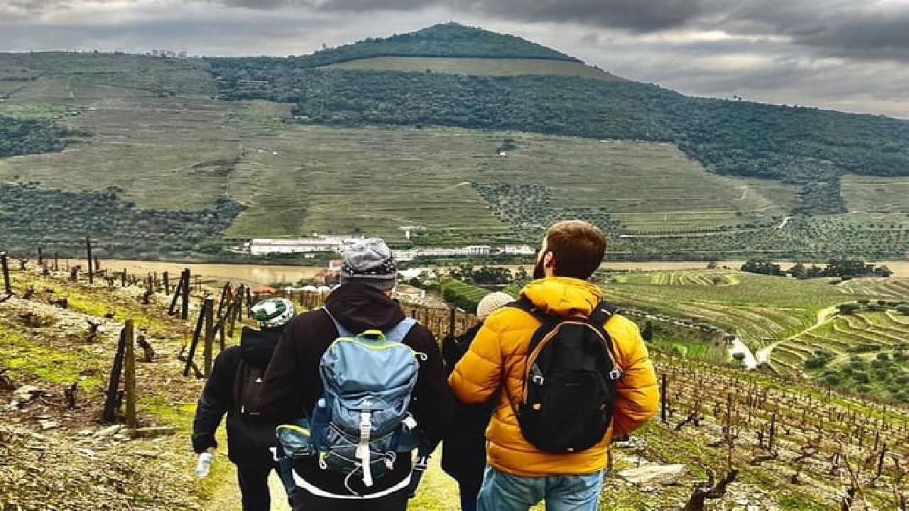 HIKING in the Douro Valley