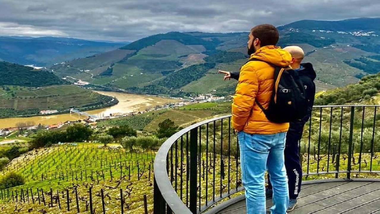 HIKING in the Douro Valley