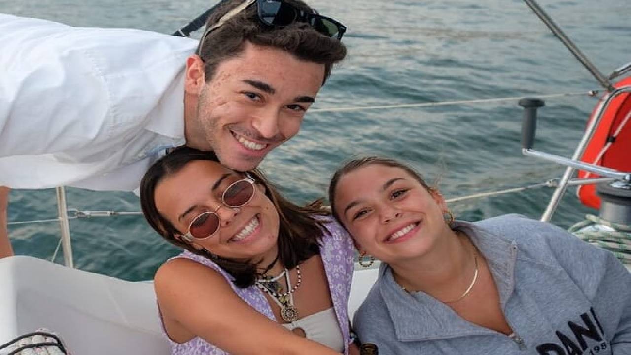 Discover Lisbon: Tagus River Sailing Tour