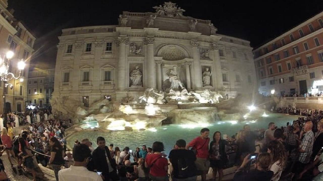 Exclusive Private Rome by Night Vespa Tour
