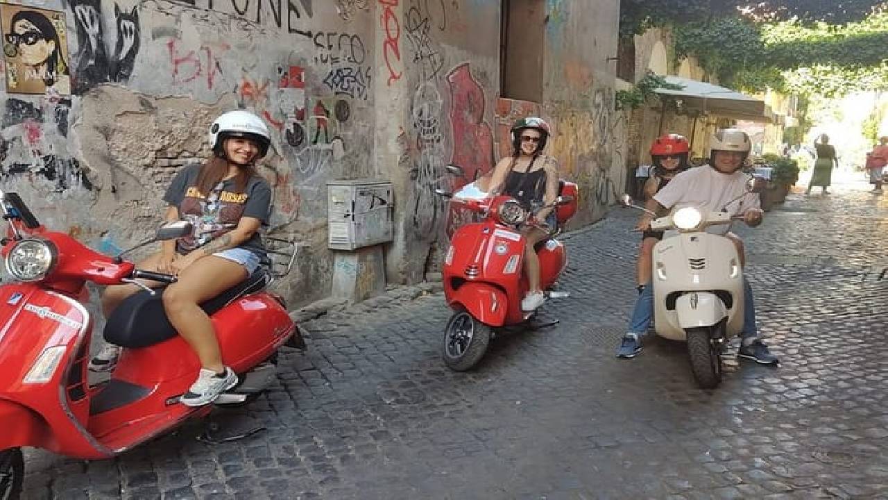 Rome Highlights by Vespa Private guided Tour