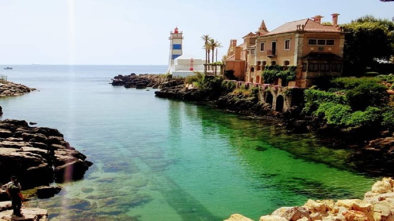 Sintra & The Amazing Dream Villages Tour