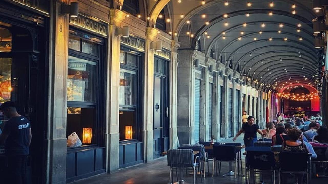 Barcelona 1.5h Private Old Town, Gothic & Ramblas Walking Tour