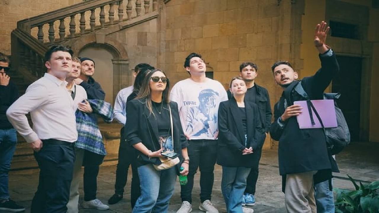 Ramblas, Old Town, Gothic and Gaudi Architecture Walking Tour