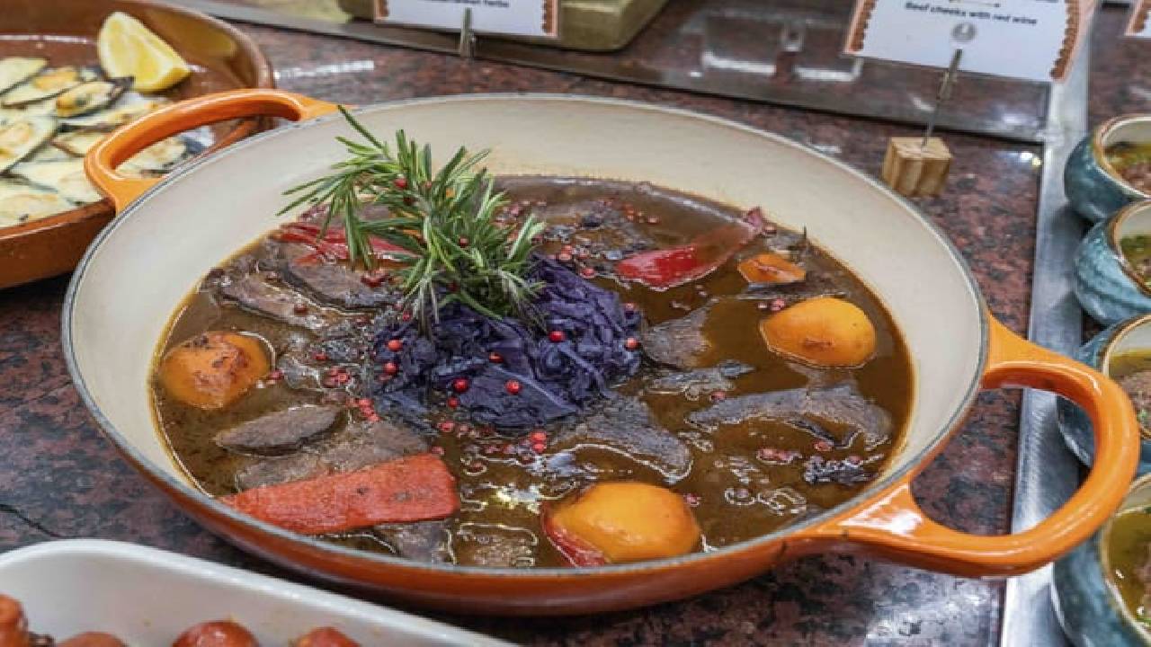 Flamenco Show with drink or tapas or dinner included at Tablao Cordobes in La Rambla Barcelona