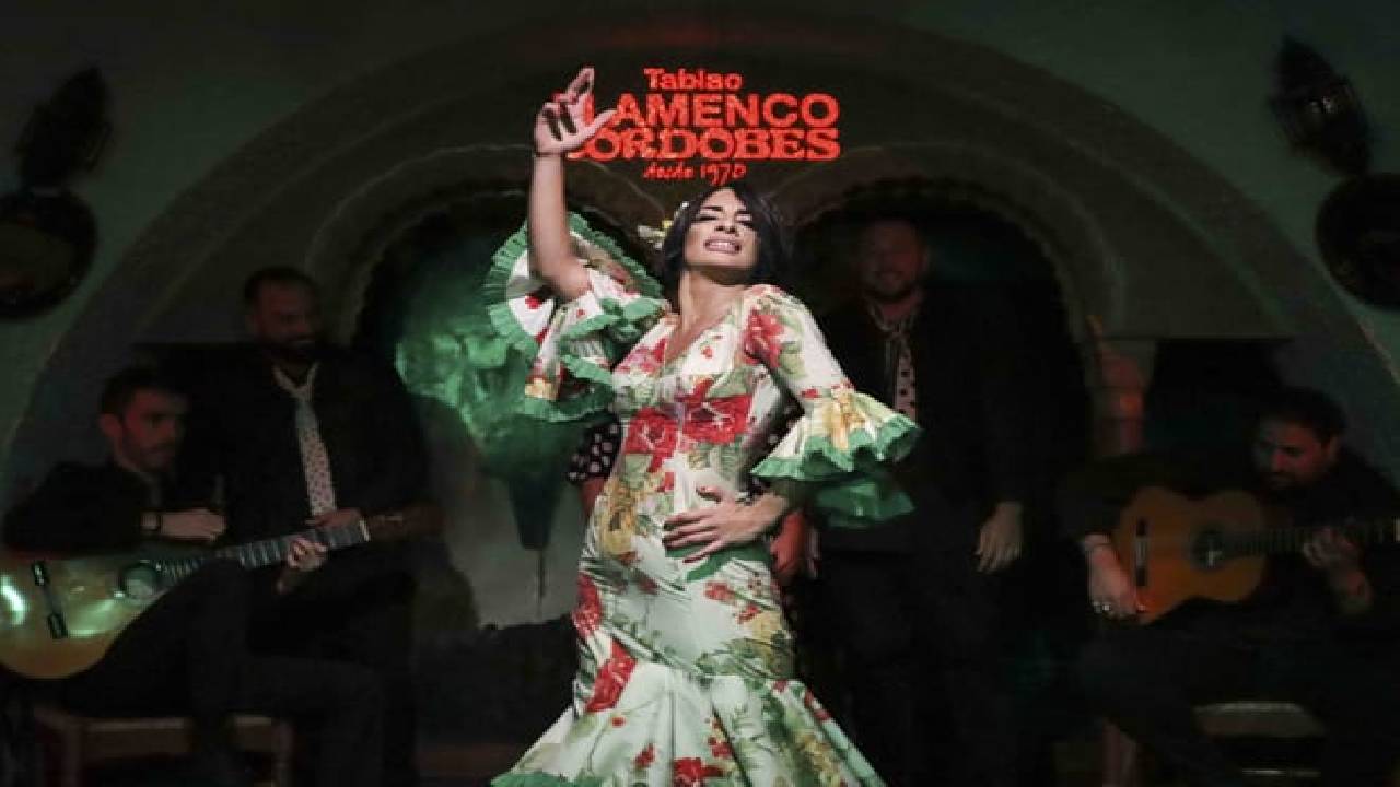 Flamenco Show with drink or tapas or dinner included at Tablao Cordobes in La Rambla Barcelona