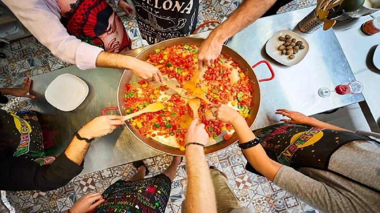 Barcelona Paella Cooking Class with La Boqueria Market Visit 
