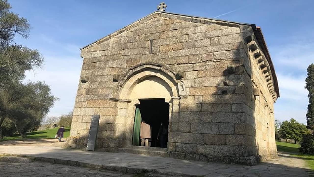 Braga and Guimarães with Lunch Included - Small Group - Full Day