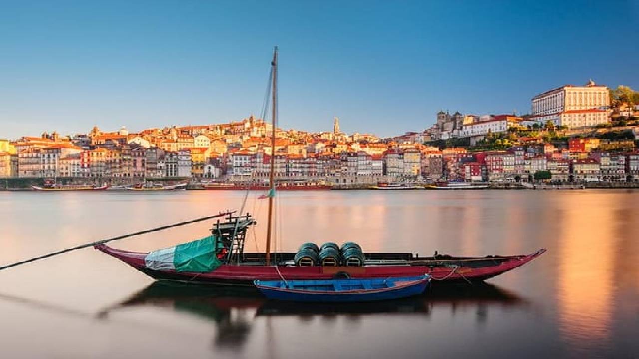 Private Porto Half Day Tour: Port Wine Cellars and Cheese Tasting