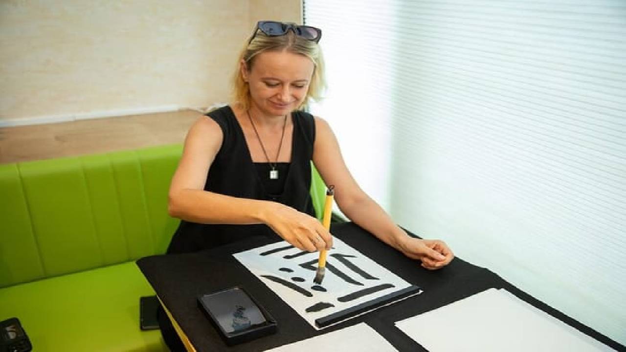 Asakusa Calligraphy Workshop Craft Your Own Art in Tokyo
