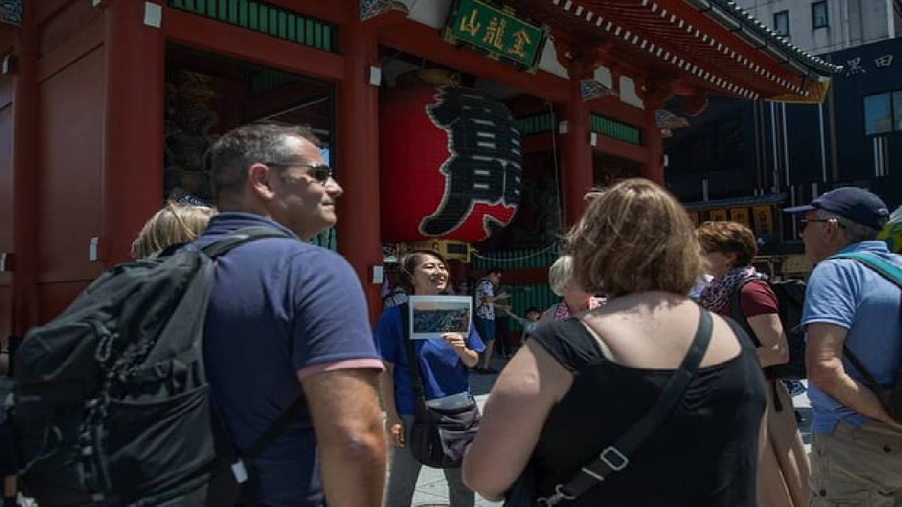 Asakusa Senso-ji Temple and Old Tokyo Walking Tour