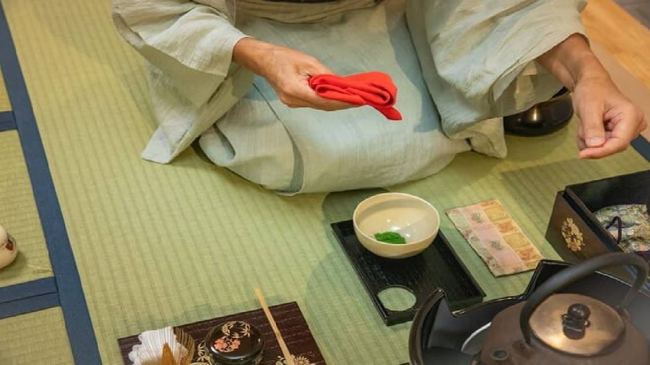 Tokyo Asakusa Tea Ceremony Experience