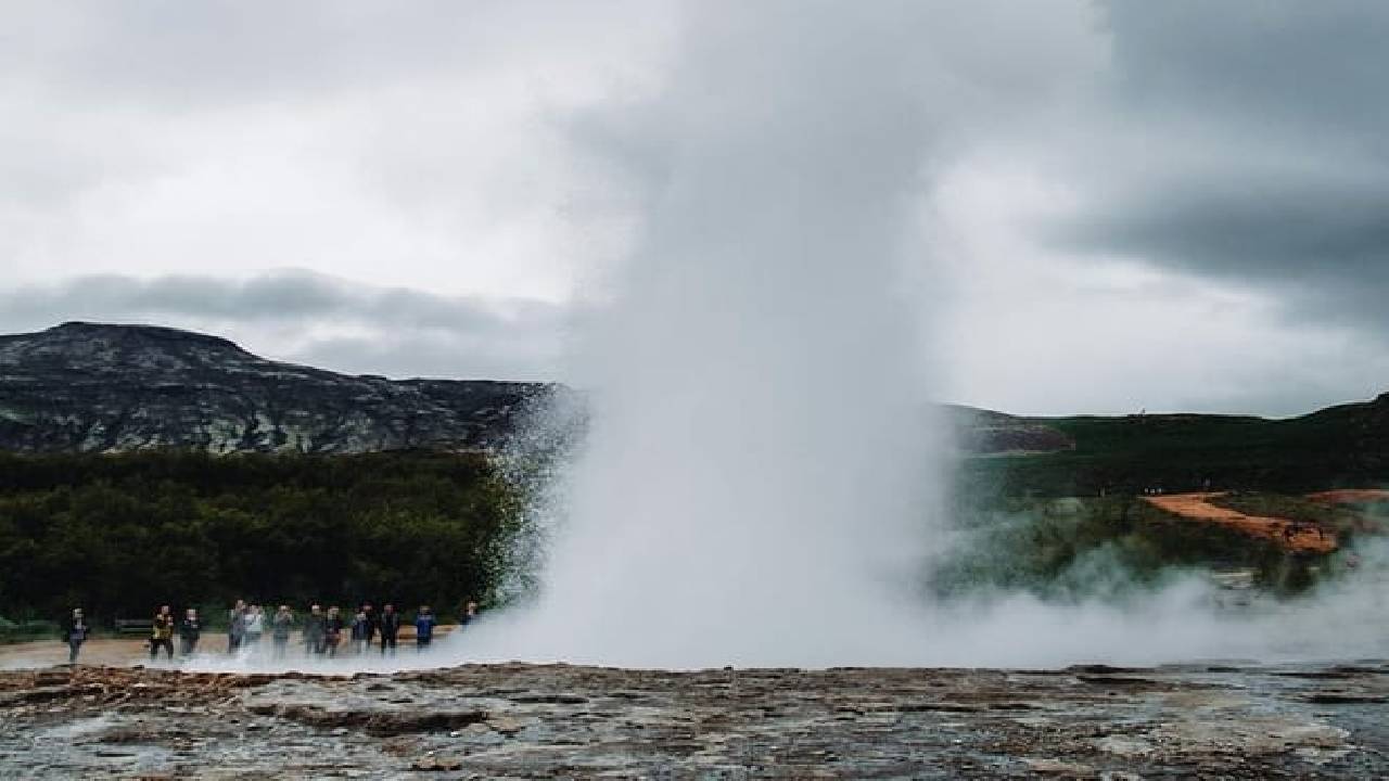 Golden Circle Tour Small Group - Discover Icelandic Icons