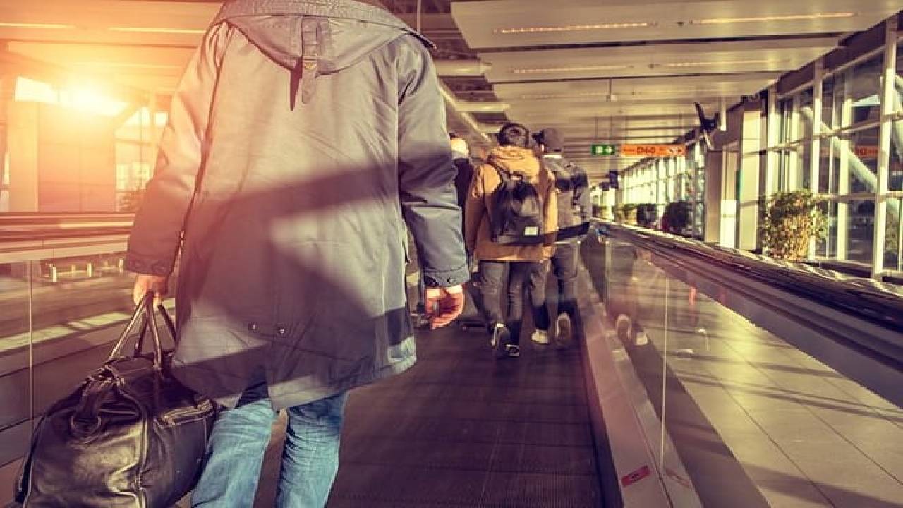 Private Direct Transfer in Iceland: Reykjavik to Keflavik Airport