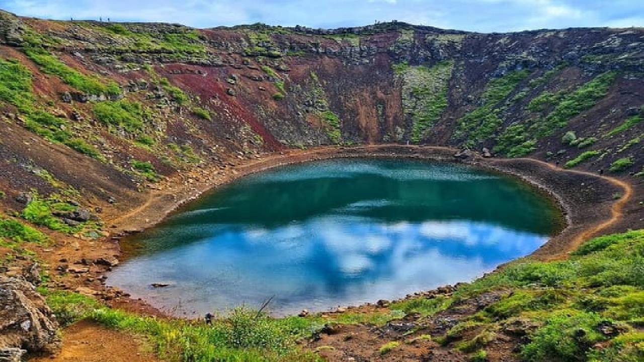 Reykjavik: Private Complete Golden Circle Tour with Faxi Waterfall