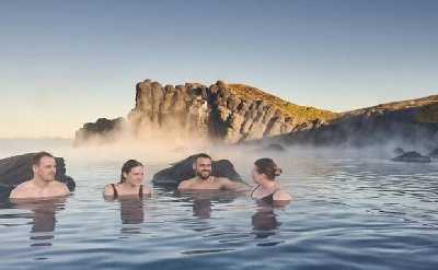 Reykjavik: Private Sky Lagoon To/From Hotel Transfer